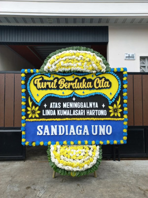 Papan Bunga Duka di Cemoro